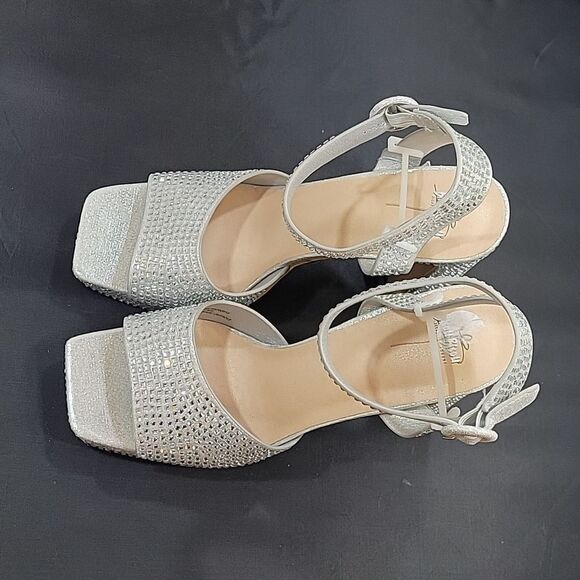 BRAND NEW BISSOU BISSOU JEWEL STUDDED EMBELLISHMENTS SQUARE TOE HIGH HELL SANDAL - Picture 7 of 15